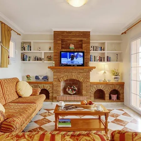 2 Bedroom Apartment, Puebla Aida Apartment Santa Fe de los Boliches